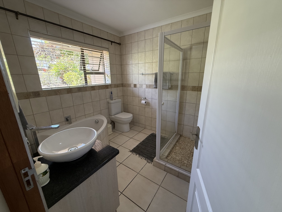 4 Bedroom Property for Sale in Monte Christo Western Cape
